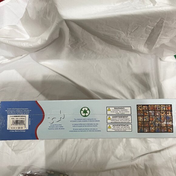 New Sealed Springbok 2000 Piece Jigsaw Puzzle Guitars Six String Symphony 34x42 - Picture 7 of 12